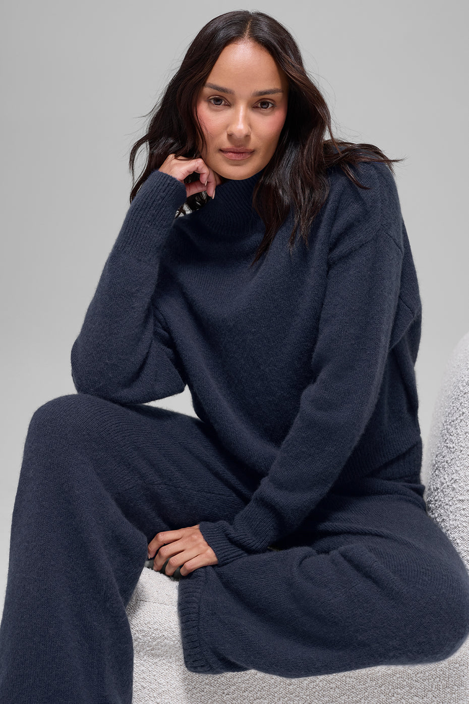 Wool Cashmere Cropped New Class Turtleneck Sweater - Navy