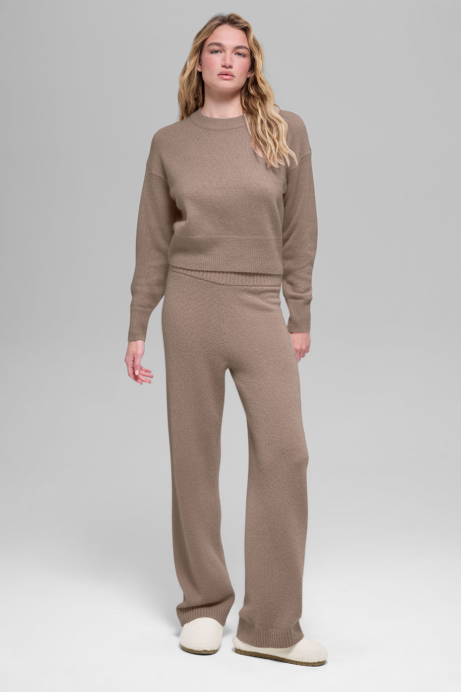 Wool Cashmere Cropped New Class Crewneck Sweater - Chai Latte