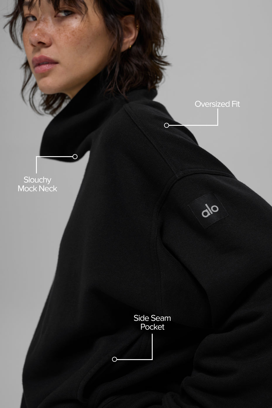 Hazy Mock Neck Pullover - Black
