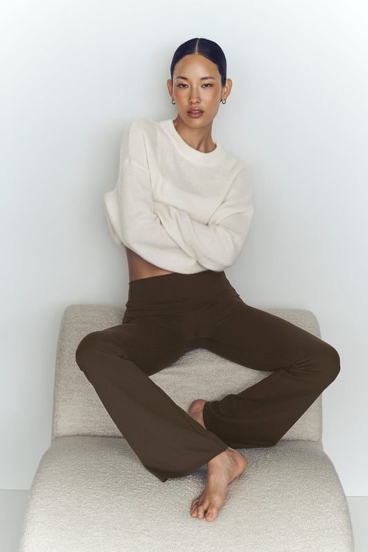 ALO Softsculpt Foldover Flare Legging (Regular) - Espresso
